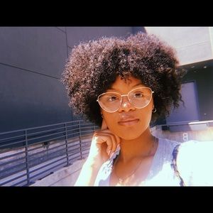 Meet your Posher, Pamelajoyce